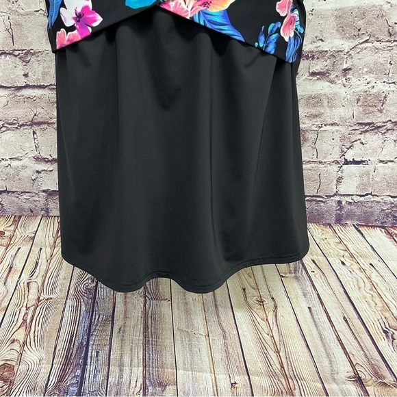 Land’s End Black Floral Swim Tankini Top - Picture 8 of 10